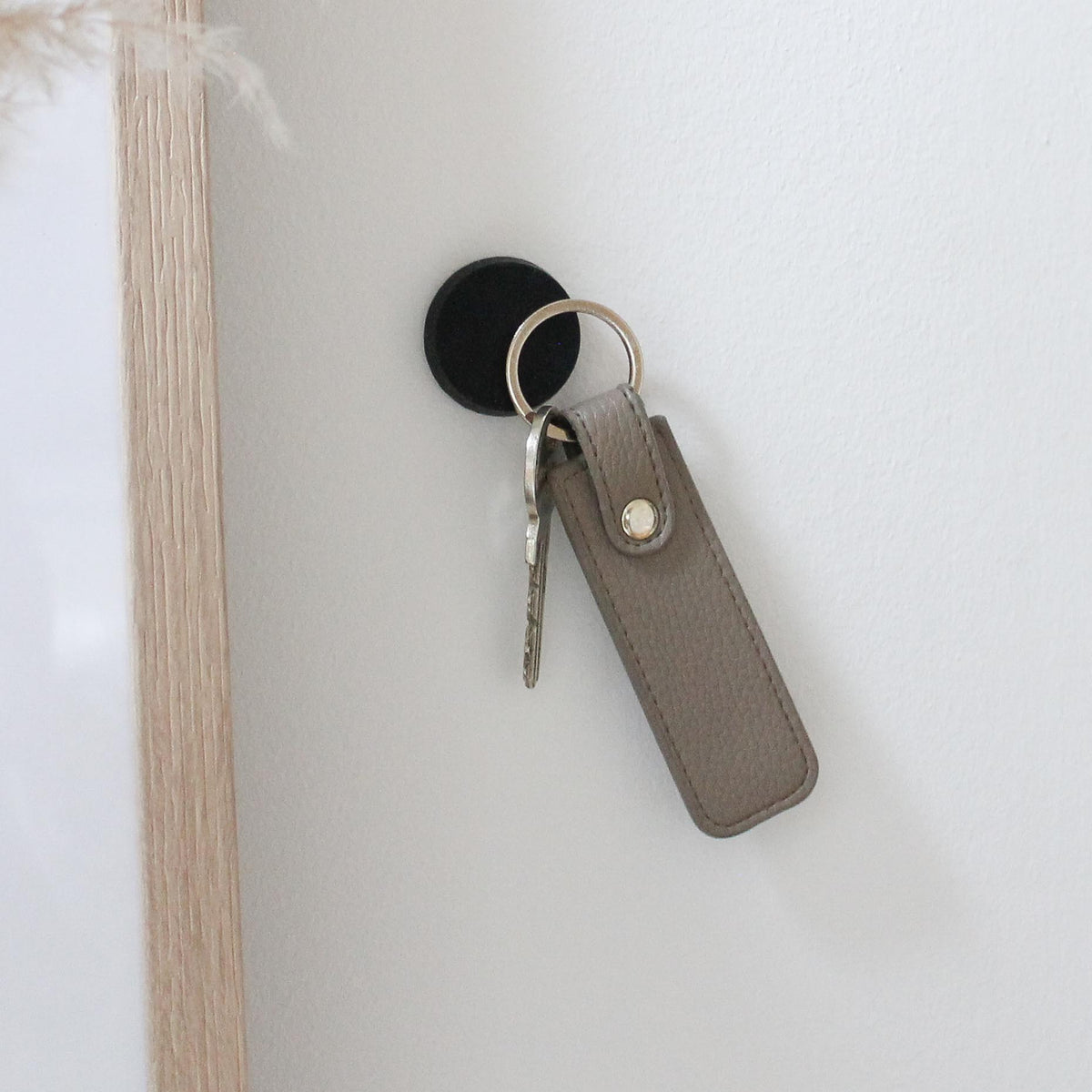 Power Wall Magnet